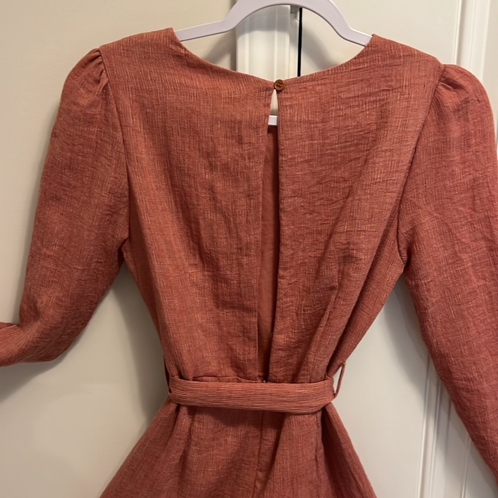 Open back cocktail dress - Picture 5 of 7